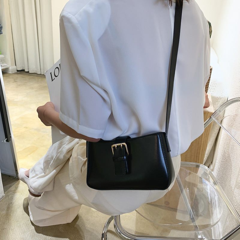 Fashion simple shoulder bag