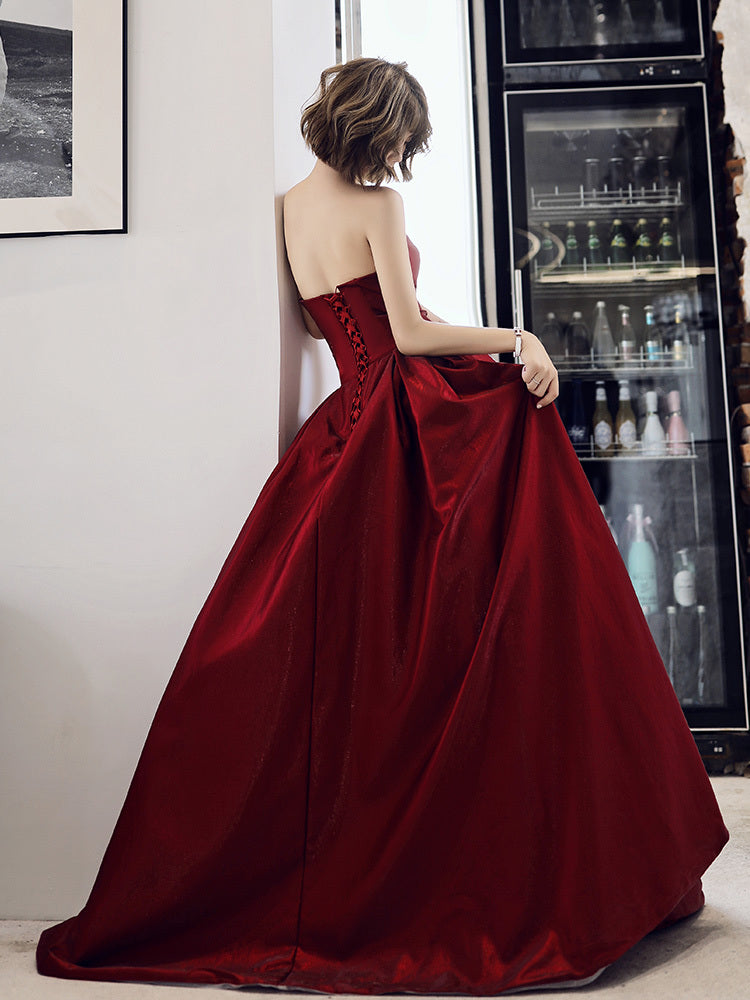 Wine Red Evening Gown With Elegant And Elegant Bra Dress