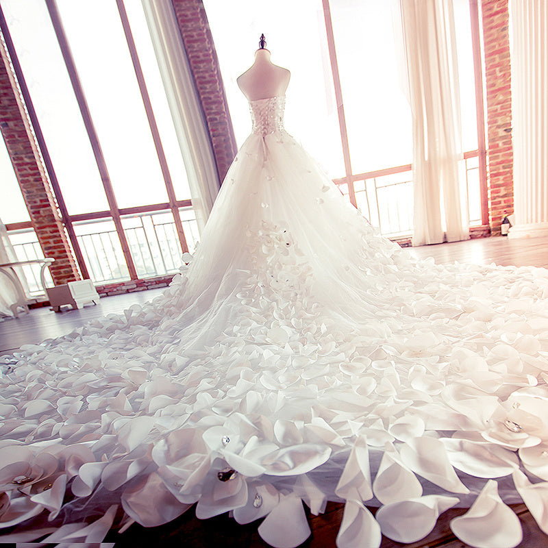 Bridal Fashion Simple Trailing Wedding Dress